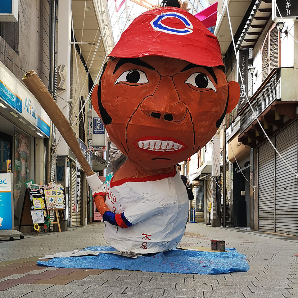 阿佐ヶ谷七夕祭り名物の張りぼて