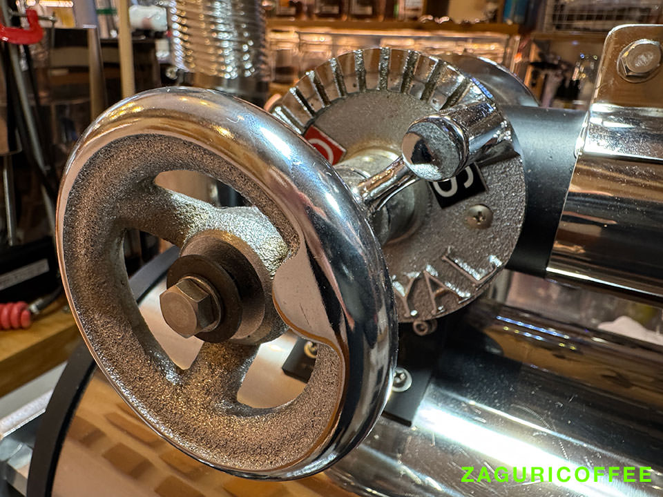 ダンパーを閉めた状態