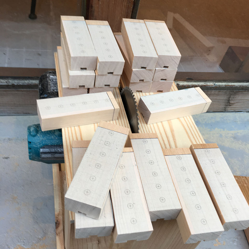 組紐高台の駒（汽車）